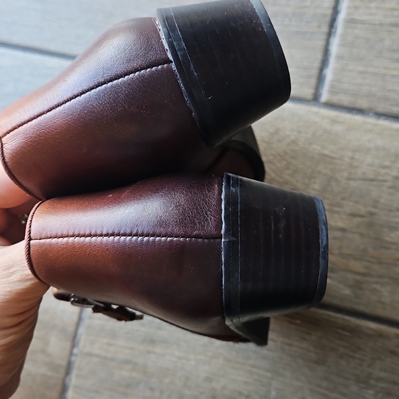 Vionic Jolene Ankle Boots - Picture 8 of 10